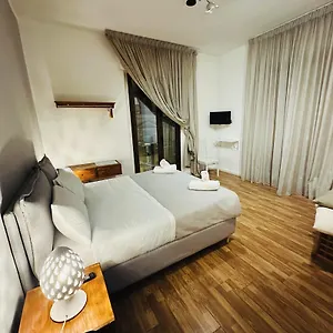 https://bb-the-apartment-lecce.lecce-hotels.com
